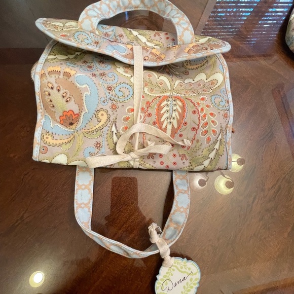 Dana's 4 piece organizer bag, new condition - Picture 11 of 16